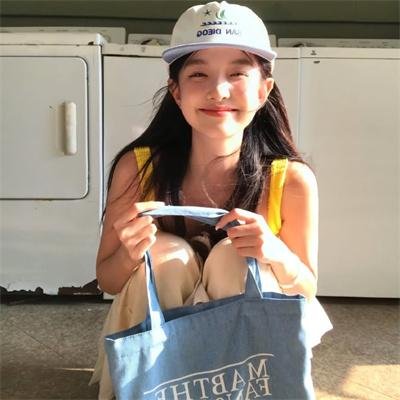 犹在镜中